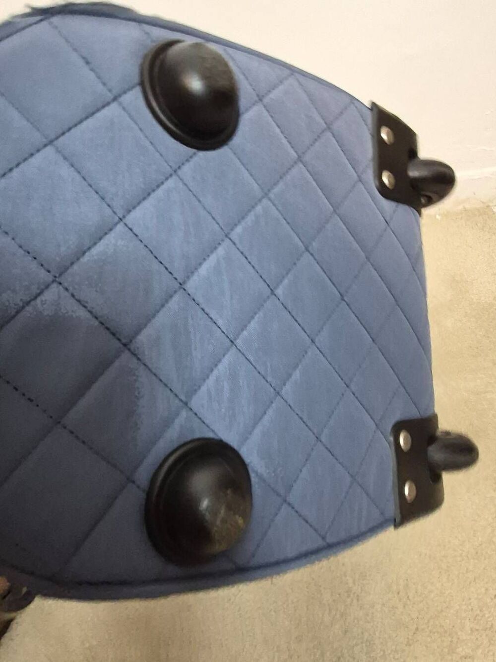 Baggalini rolling Duffle bag - Picture 12 of 14